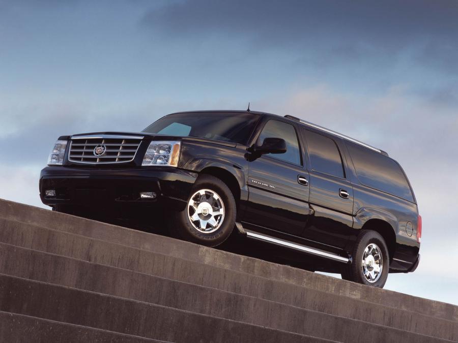  Cadillac Escalade ESV 2002 года  (фото 3 из 8)